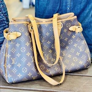 Authentic Louis Vuitton Batignolles Horizontal
